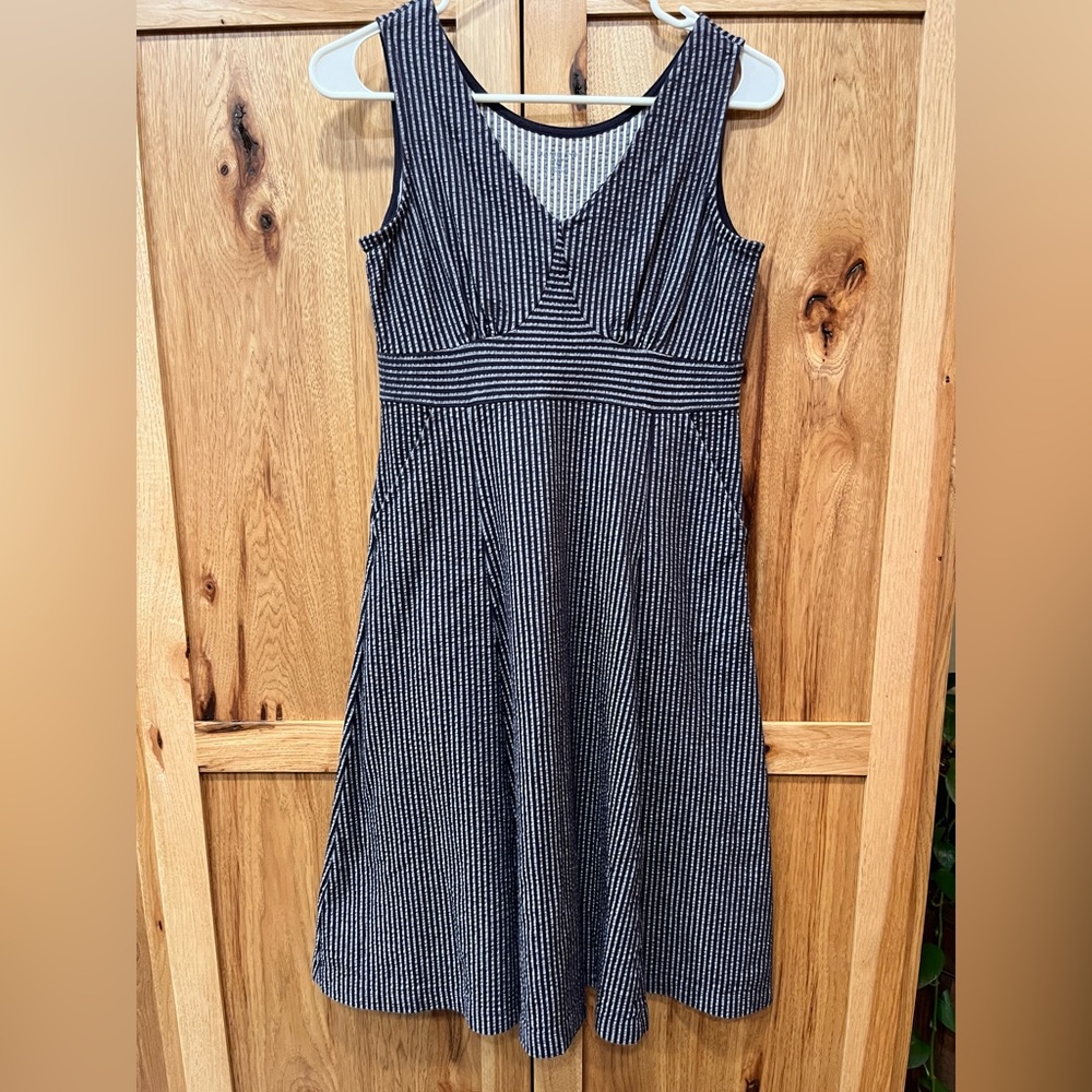 Lands End Womens XS Cotton Sleeveless Dress Black Striped Pockets V-neck